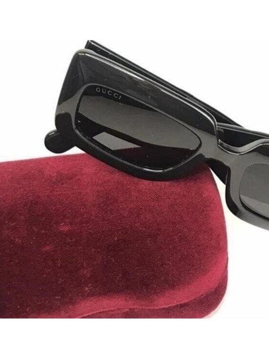 ? - Authentic New Gucci GG0811S 001 Black / Grey Lens main image 11